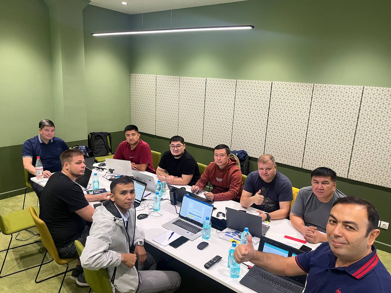 Course participants during an IOSS training session